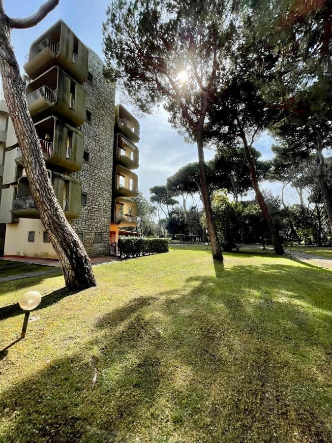 La Terrazza Del Pino Apartamento Torre do Lago Puccini Exterior foto